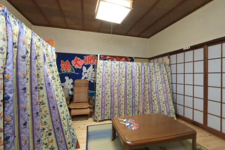 Hotel Pikaichi Second Goto Exteriér fotografie